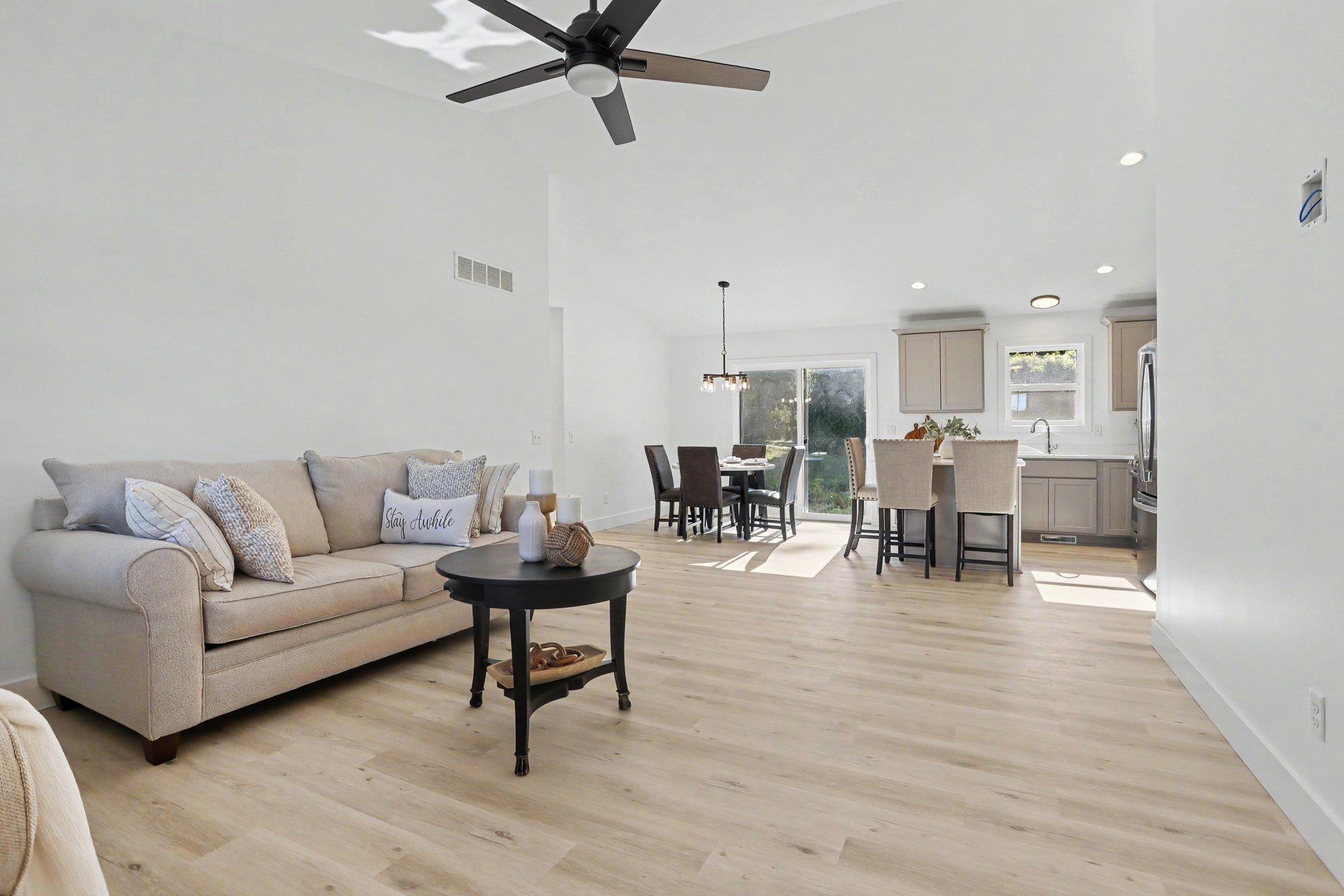 13rvh-great-room